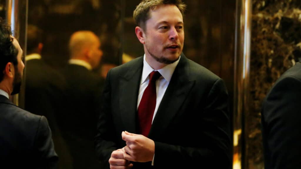 découvrez comment elon musk, l'homme d'affaires visionnaire, transforme l'état américain à travers ses innovations dans la technologie et l'espace. plongez dans son influence sur l'économie et la société.
