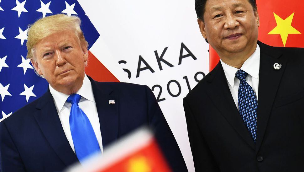 découvrez les enjeux et les impacts de l'accord commercial entre trump et la chine. analyse des relations économiques, des tarifs douaniers et des conséquences pour les entreprises et les consommateurs.