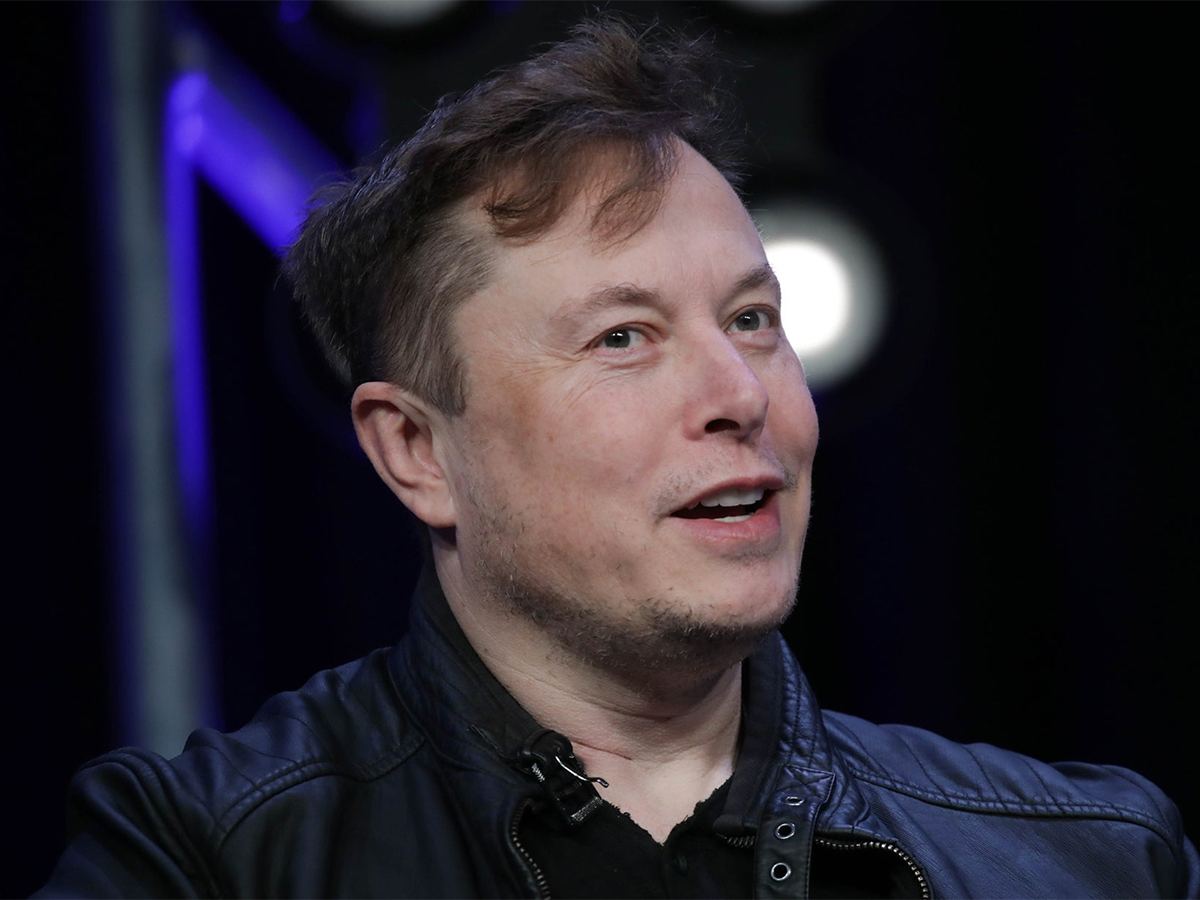 découvrez l'univers complexe d'elon musk, un géant de la technologie dont le parcours impressionnant masque une fragilité étonnante. plongez dans ses réussites, ses défis et les paradoxes qui façonnent sa vision futuriste.