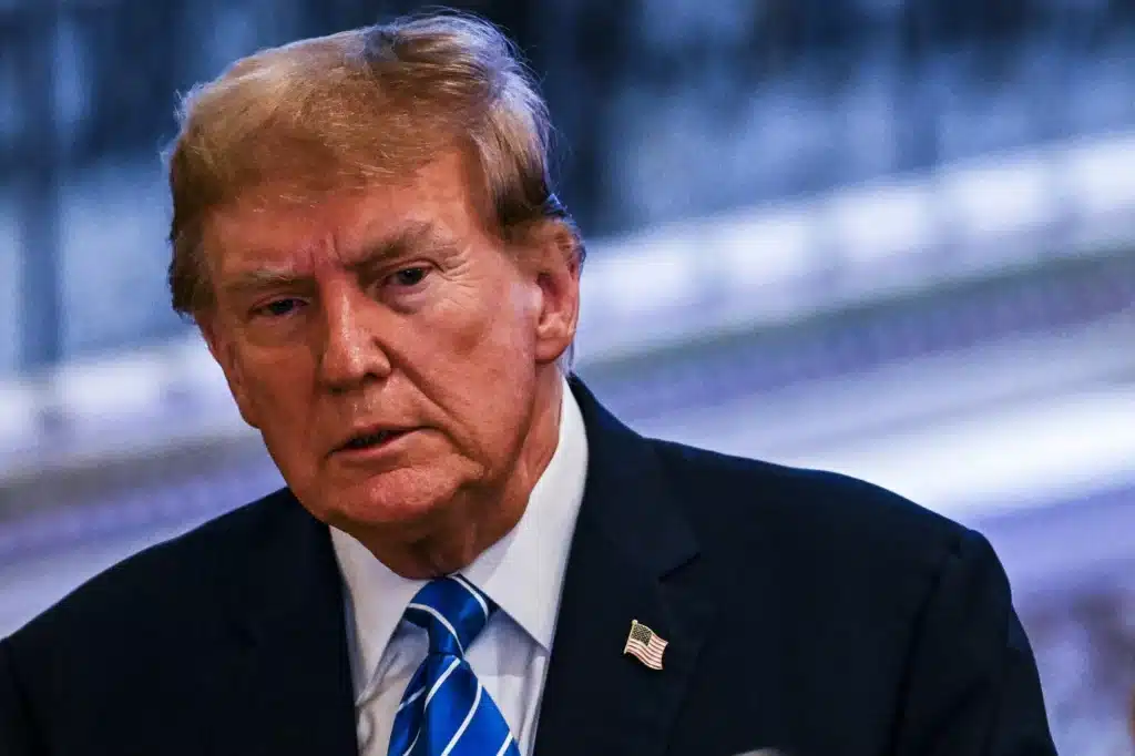découvrez les tensions entre elon musk et donald trump, deux figures emblématiques de l'innovation technologique et de la politique américaine. analyse des enjeux, des déclarations controversées et des implications pour l'avenir.