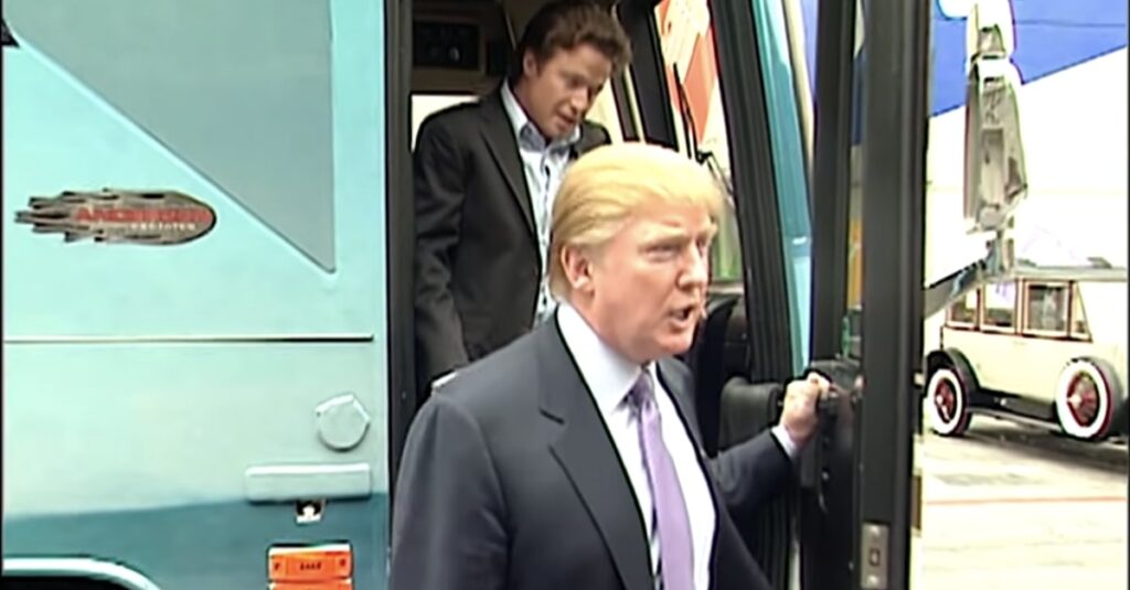 découvrez les relations fascinantes entre donald trump et hollywood, un regard sur l'influence de l'ancien président dans l'industrie du divertissement et les répercussions de sa carrière sur les célébrités et le monde du cinéma.