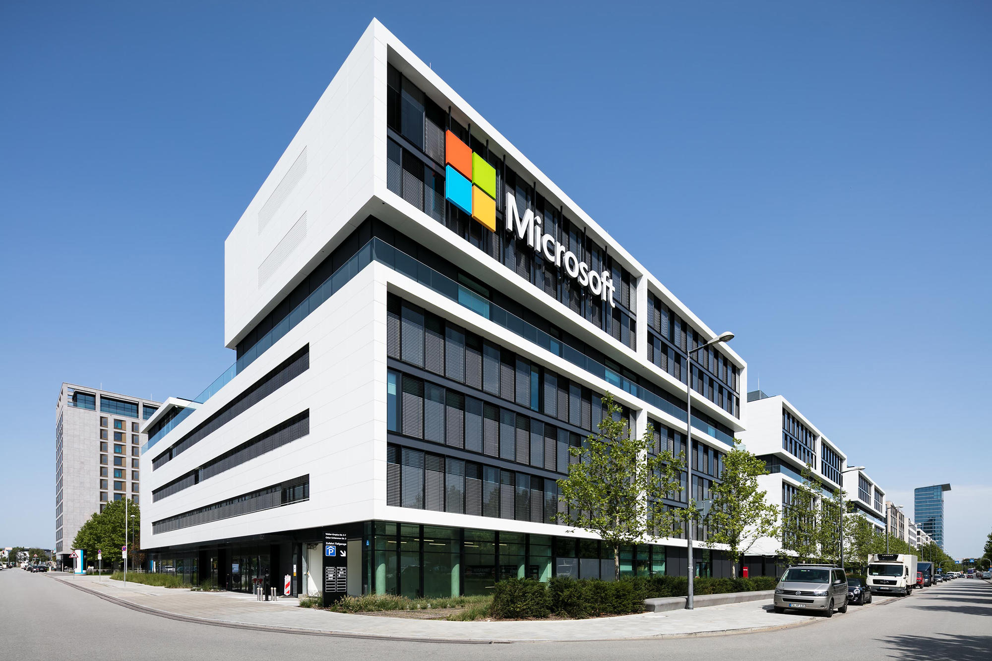 découvrez comment microsoft façonne le paysage technologique en europe, ses innovations, ses investissements et son engagement envers la durabilité et la transformation numérique sur le vieux continent.
