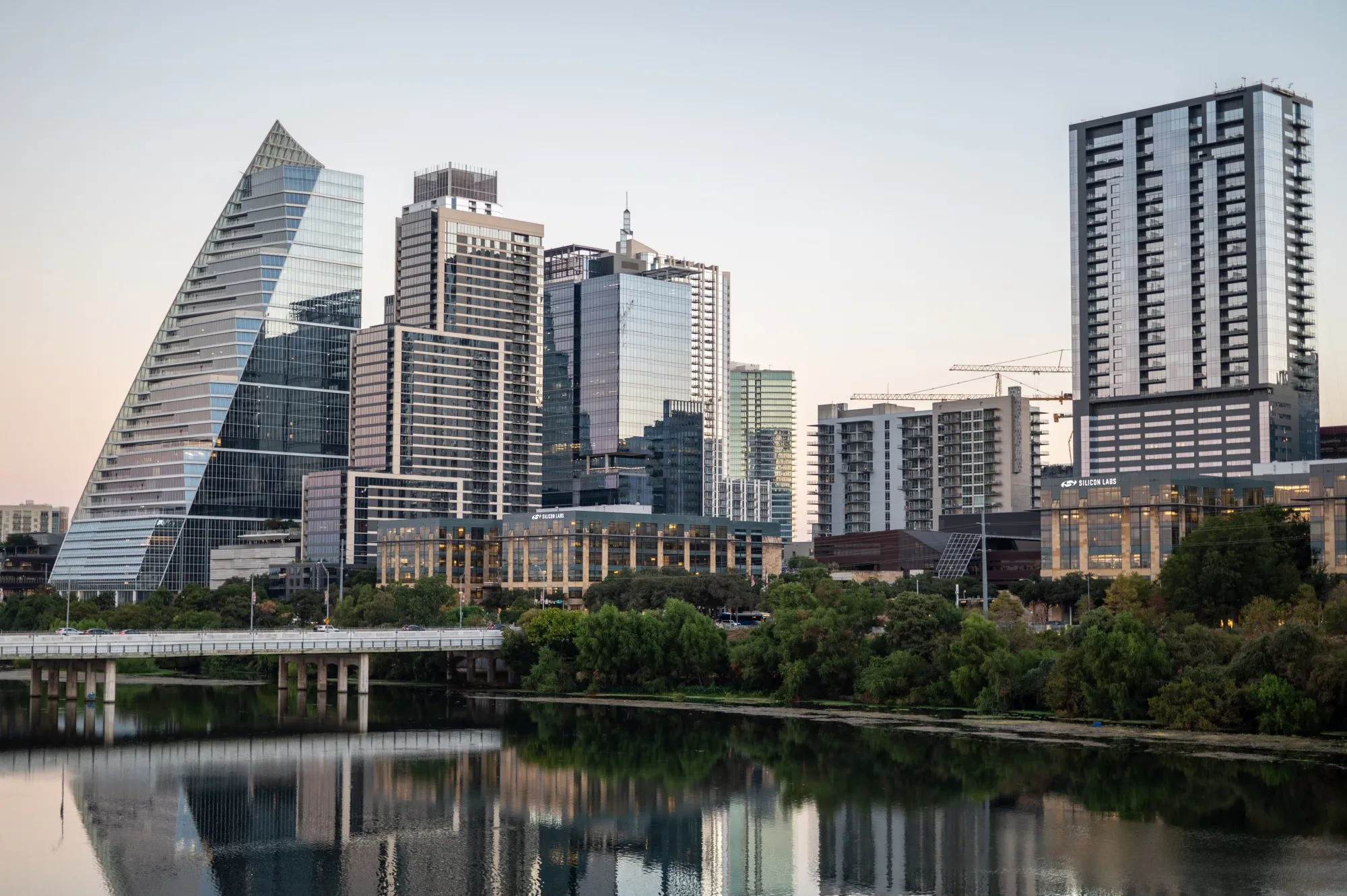 découvrez le portail musk au texas, une plateforme innovante qui connecte les passionnés de technologie et d'entrepreneuriat. explorez les dernières tendances et projets inspirants, tout en enrichissant votre réseau professionnel au cœur du texas.