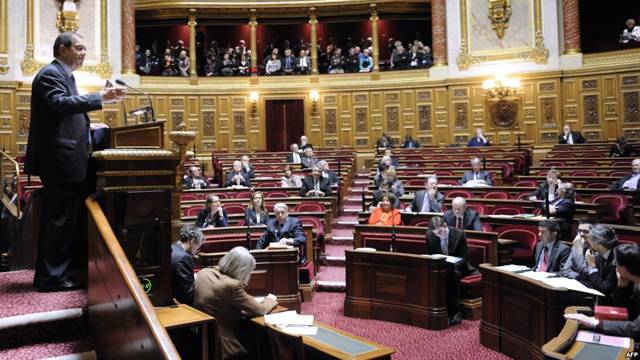 découvrez les enjeux de la régulation du bitcoin en france, ses impacts sur le marché des cryptomonnaies et les nouvelles législations mises en place. restez informé des évolutions légales et des opportunités d'investissement dans ce secteur en pleine croissance.