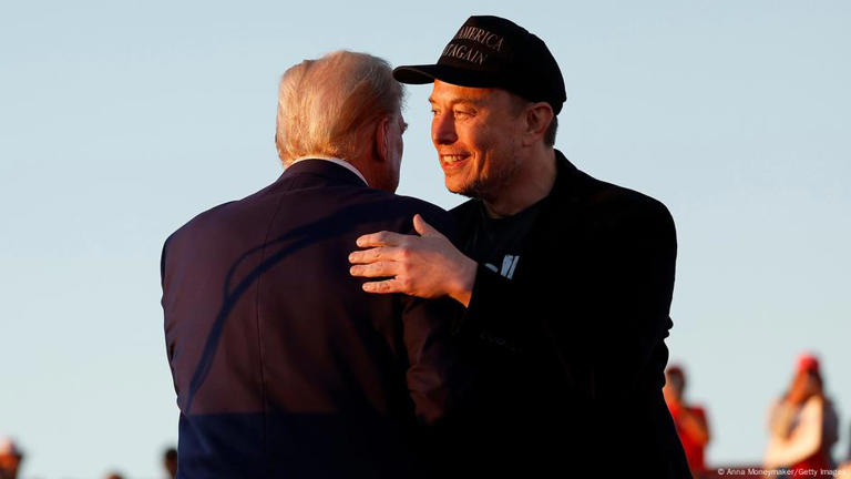explorez le ressentiment croissant envers elon musk et la dynamique de l'écoute de donald trump, analysant comment ces figures influentes façonnent l'opinion publique et suscitent des réactions passionnées dans le paysage politique et technologique.