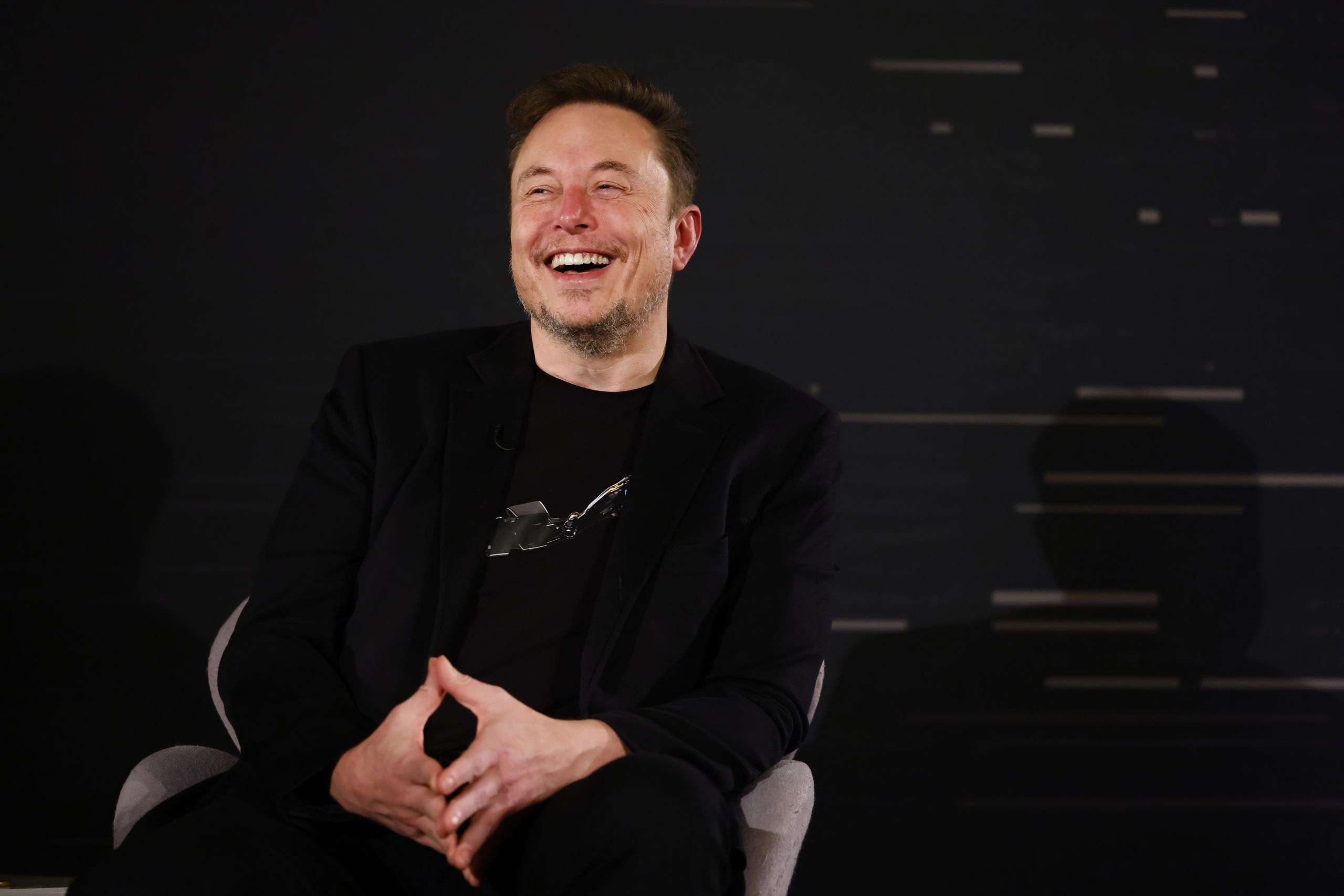découvrez le monde fascinant des sosies d'elon musk, l'entrepreneur visionnaire. plongez dans cette tendance émergente où des imitateurs capturent l'essence de ce génie moderne, entre humour et admiration. un voyage captivant qui explore l'impact de la célébrité sur la culture populaire.