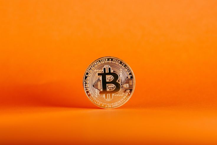 découvrez les meilleures stratégies pour investir et trader le bitcoin. apprenez à maximiser vos gains en utilisant des analyses techniques, des outils de gestion des risques et des conseils d'experts pour naviguer sur le marché volatile des cryptomonnaies.