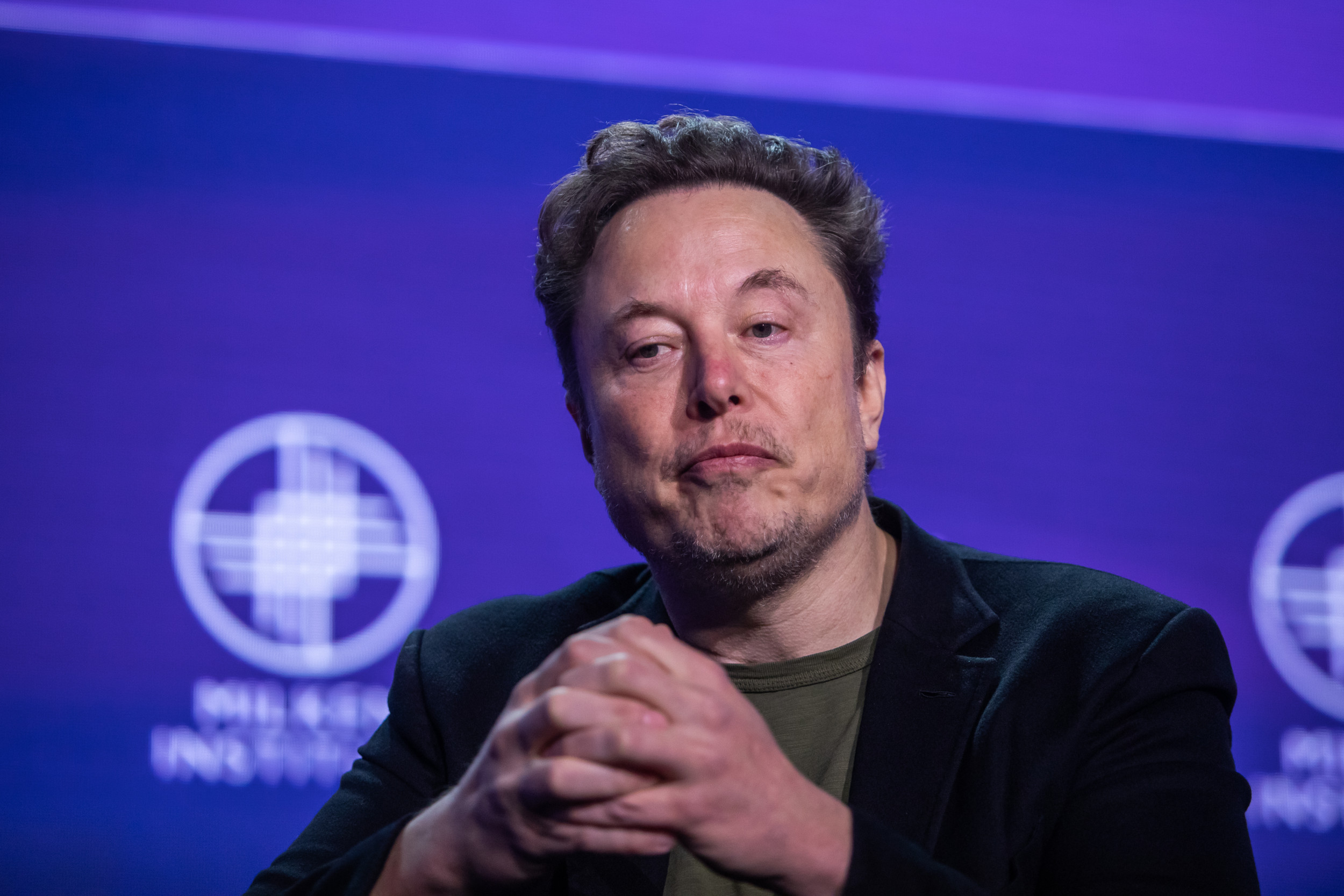 découvrez comment elon musk prévoit d'implanter ses entreprises innovantes au liban, offrant de nouvelles opportunités économiques et technologiques au pays. analyse des impacts potentiels et des projets ambitieux à venir.