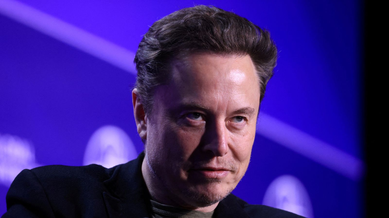 découvrez comment elon musk envisage d'implanter ses entreprises au liban, un projet ambitieux qui pourrait transformer le paysage économique du pays. explorez les implications de cette initiative et son potentiel impact sur l'innovation et l'emploi local.