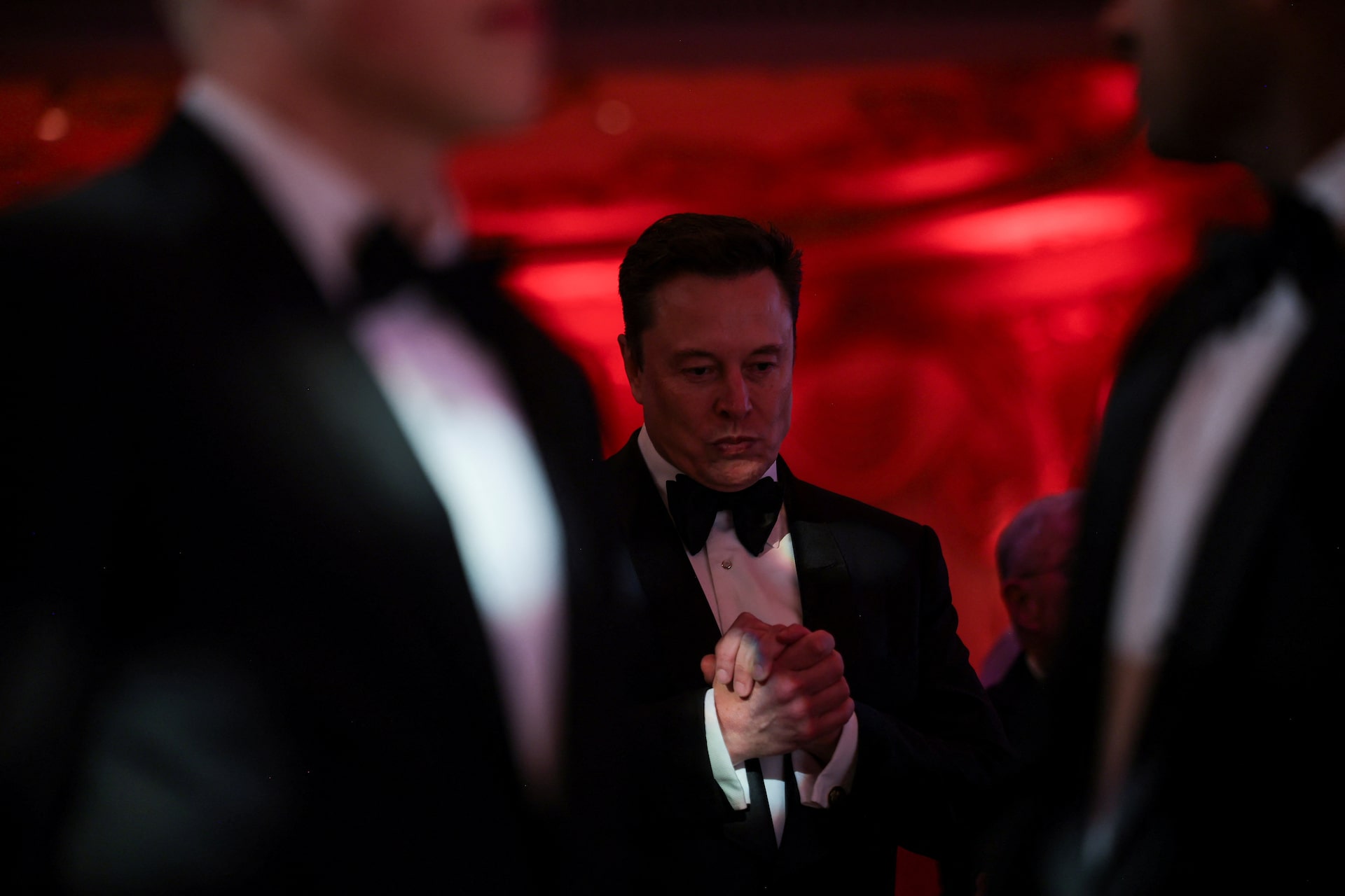 découvrez comment la rupture entre elon musk et donald trump transforme l'industrie spatiale. analyse des impacts et des défis à venir dans un secteur en pleine évolution.