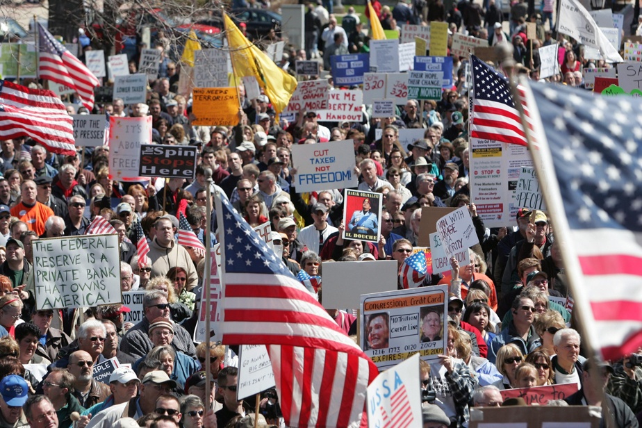 découvrez les tensions croissantes au sein de la droite américaine, entre divergences idéologiques et luttes de pouvoir. analyse des enjeux politiques, des mouvements sociaux et des conséquences sur le paysage politique des états-unis.