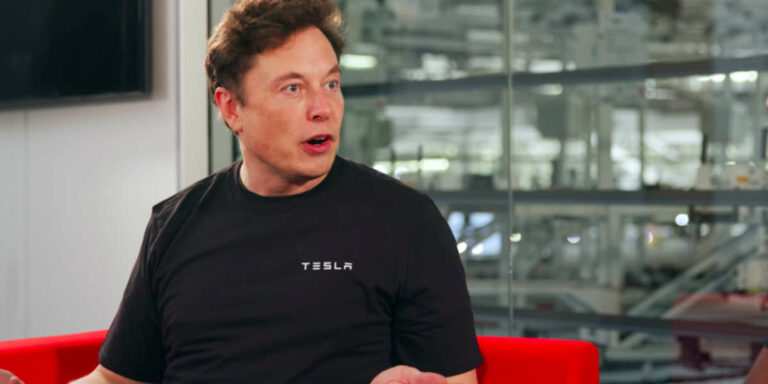découvrez pourquoi le salaire d'elon musk, lié au delaware, suscite la controverse. analyse des enjeux juridiques, économiques et des réactions autour de cette rémunération hors norme.
