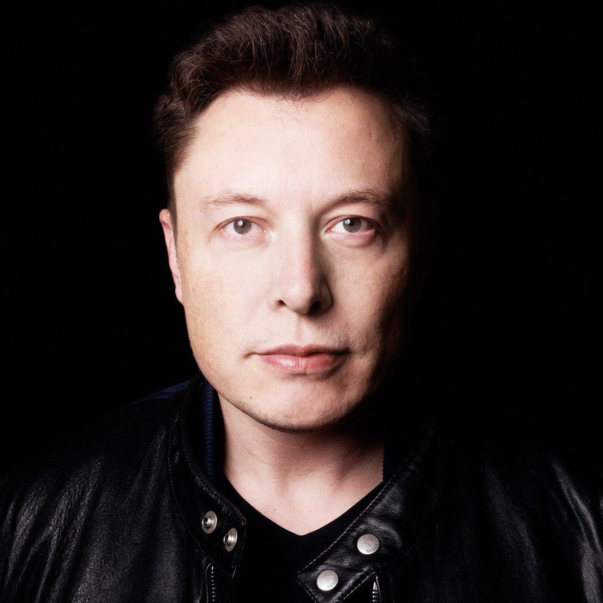 découvrez pourquoi elon musk est considéré comme l'homme le plus riche du monde : fortune, entreprises et influence dans le classement des milliardaires.