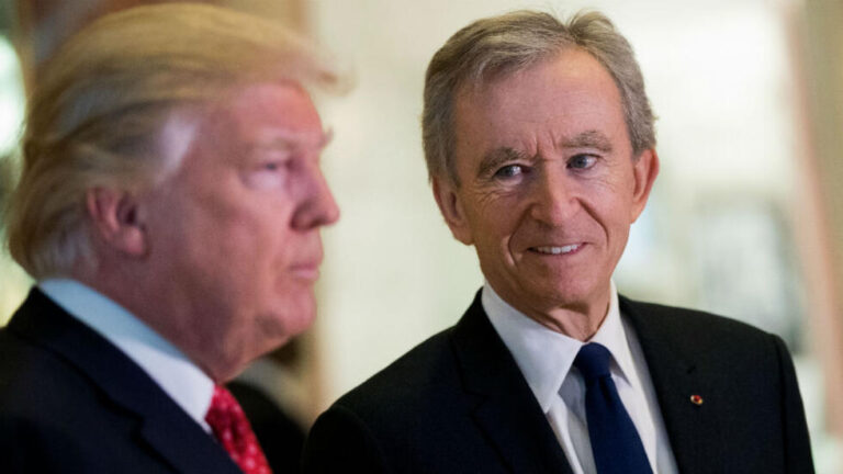 découvrez comment bernard arnault, figure emblématique du luxe français, a navigué les politiques économiques et commerciales sous la présidence de donald trump. analyse des enjeux, impacts sur lvmh et stratégies adoptées durant cette période.