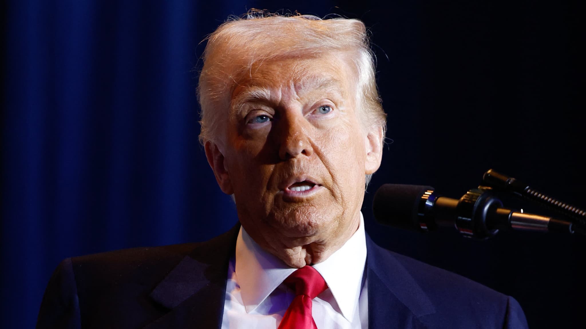 explorez les désaccords de donald trump sur la politique internationale, ses positions controversées et leur impact sur les relations diplomatiques mondiales.