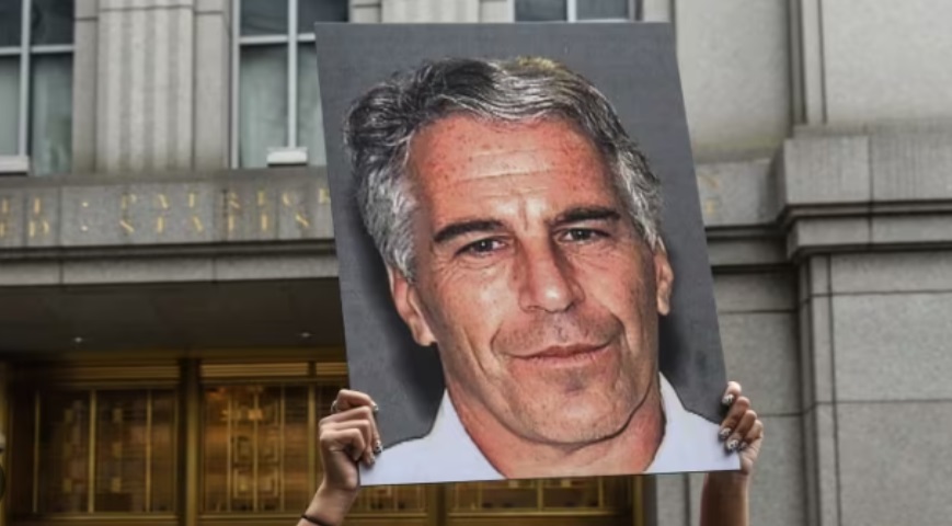 découvrez les liens présumés entre jeffrey epstein et elon musk, leurs rencontres, et les spéculations autour de leur relation. analyse des faits connus et des zones d'ombre.
