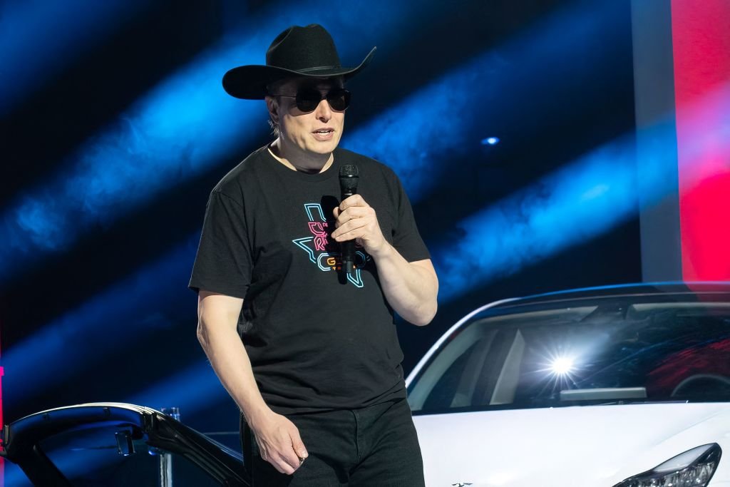 découvrez comment l'essai du starship incarne le rêve martien d'elon musk. analyse du projet révolutionnaire de spacex visant à rendre la colonisation de mars possible.