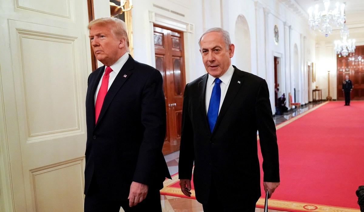 découvrez les points clés du plan de paix pour gaza proposé par donald trump, ses impacts potentiels sur la région et les réactions internationales face à cette initiative controversée.