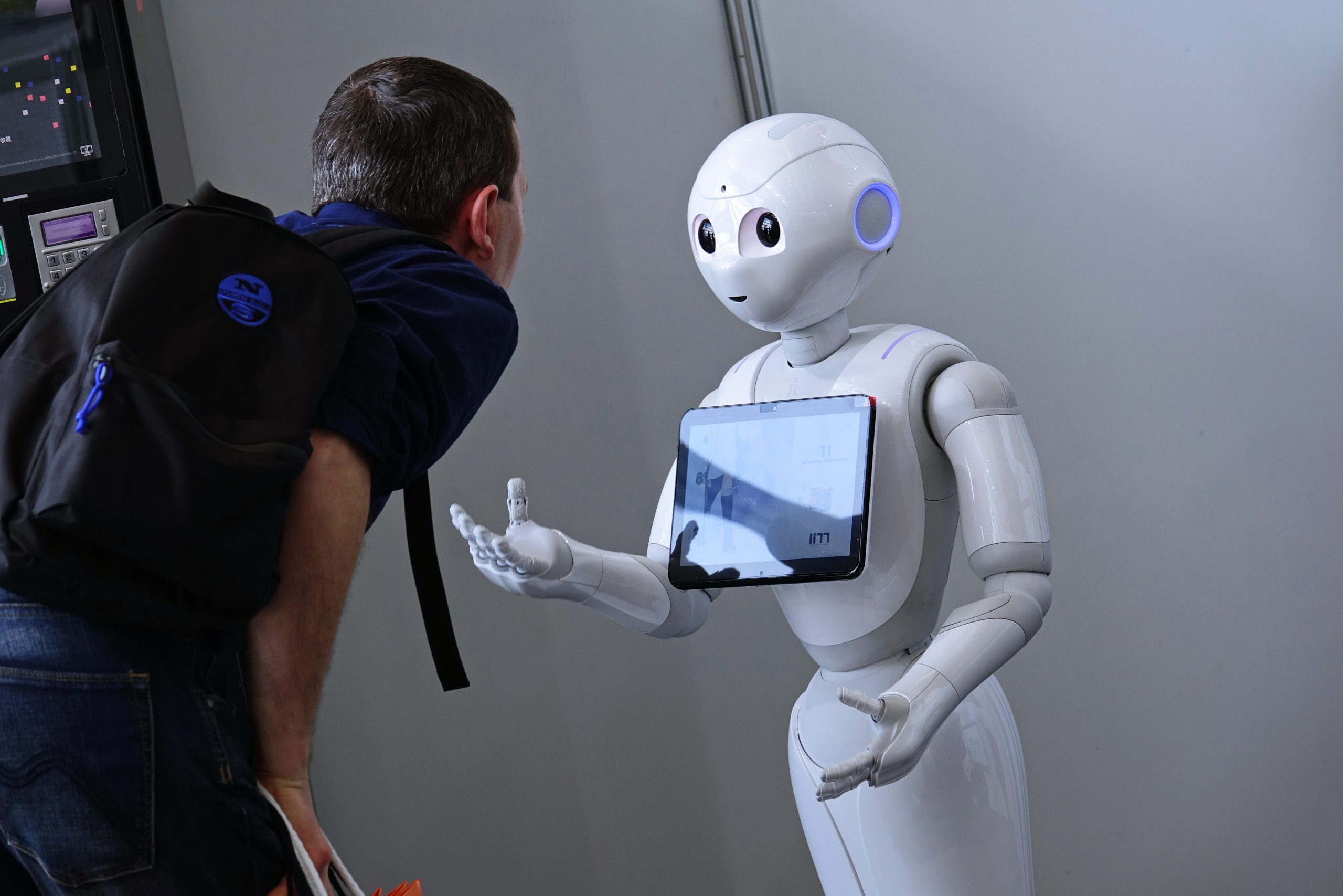 découvrez le robot optimus, une innovation technologique alliant intelligence artificielle et performances avancées. idéal pour automatiser vos tâches du quotidien et optimiser votre productivité. en savoir plus sur ses fonctionnalités et avantages.