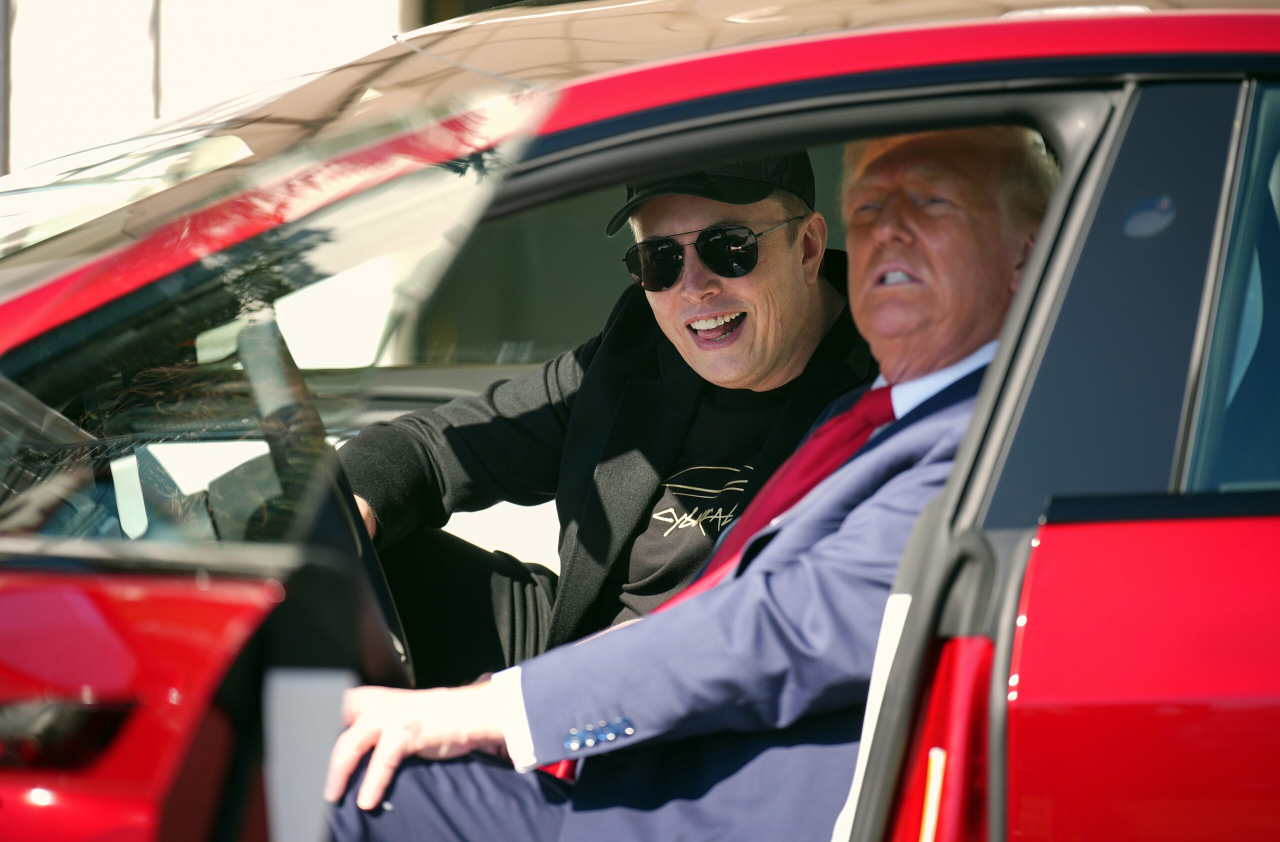 découvrez comment la politique de délocalisation de donald trump a influencé l’économie mondiale et les relations internationales. analyse des impacts et des enjeux de la mondialisation sous l’ère trump.