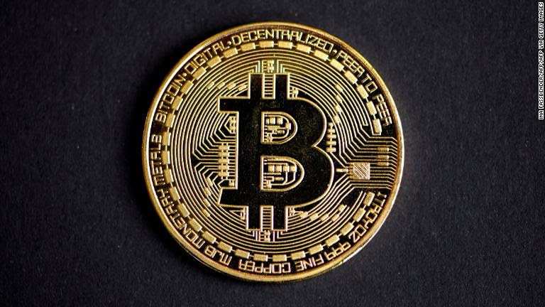 découvrez le fonctionnement du bitcoin bridge : un outil permettant de transférer des bitcoins entre différentes blockchains de manière sécurisée et rapide. apprenez comment il favorise l'interopérabilité dans l'écosystème crypto.