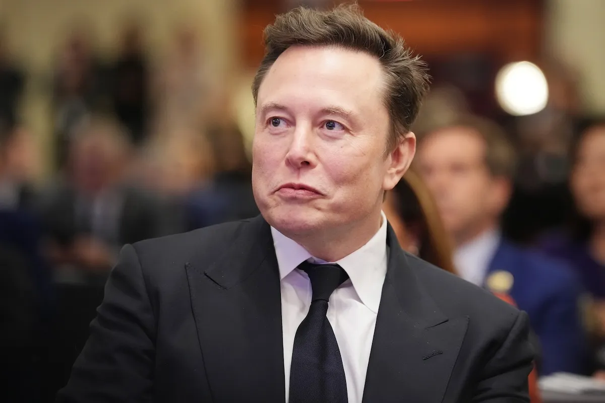 découvrez la présence exceptionnelle d’elon musk sur france 5, avec des échanges passionnants sur la technologie, l’innovation et les projets futuristes du célèbre entrepreneur.
