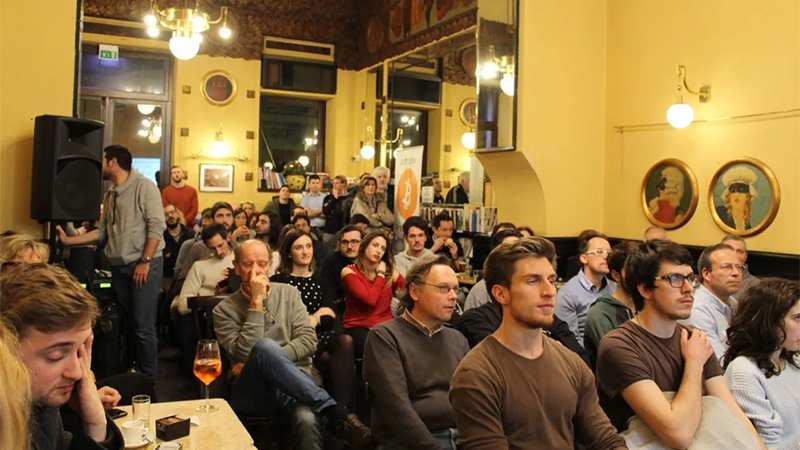 participez à une rencontre bitcoin à saint-étienne pour échanger, apprendre et rencontrer des passionnés de cryptomonnaie. rejoignez une communauté dynamique lors de cet événement unique.