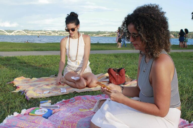 analyse des fausses informations d’extrême droite propagées par grok concernant les attentats du 13-novembre, et leur impact sur la vérité historique.