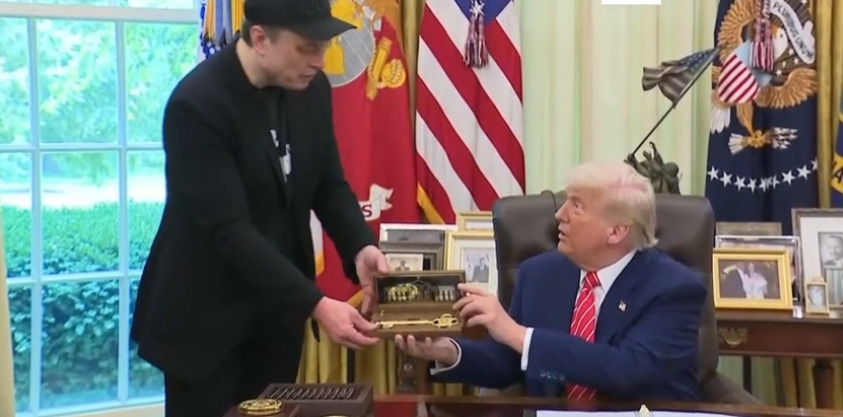 découvrez les secrets et controverses entourant elon musk, fondateur de tesla et de la plateforme x. plongez dans l'univers complexe de l'innovation et des polémiques.