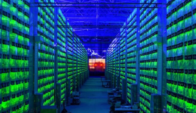 découvrez comment les mineurs de bitcoin utilisent l'intelligence artificielle pour optimiser le minage et améliorer la performance.