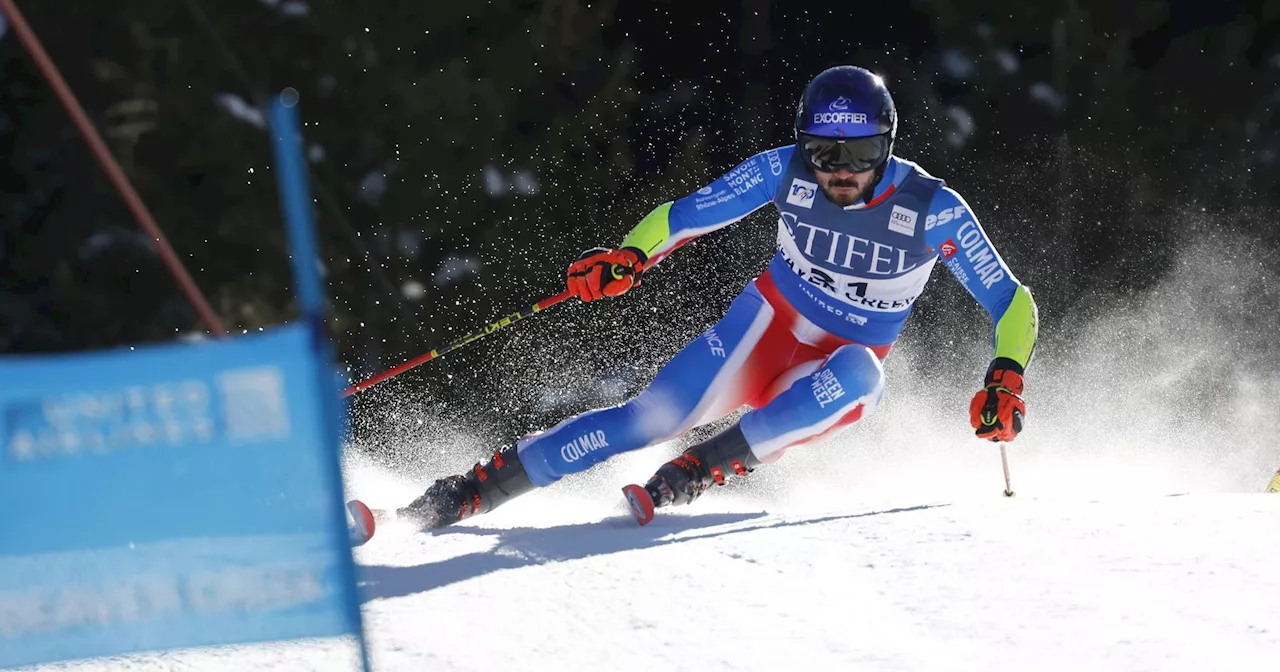 analyse approfondie de la chute spectaculaire du bitcoin, passant de 200 000 $ à 60 000 $, ses causes et conséquences sur le marché des cryptomonnaies.