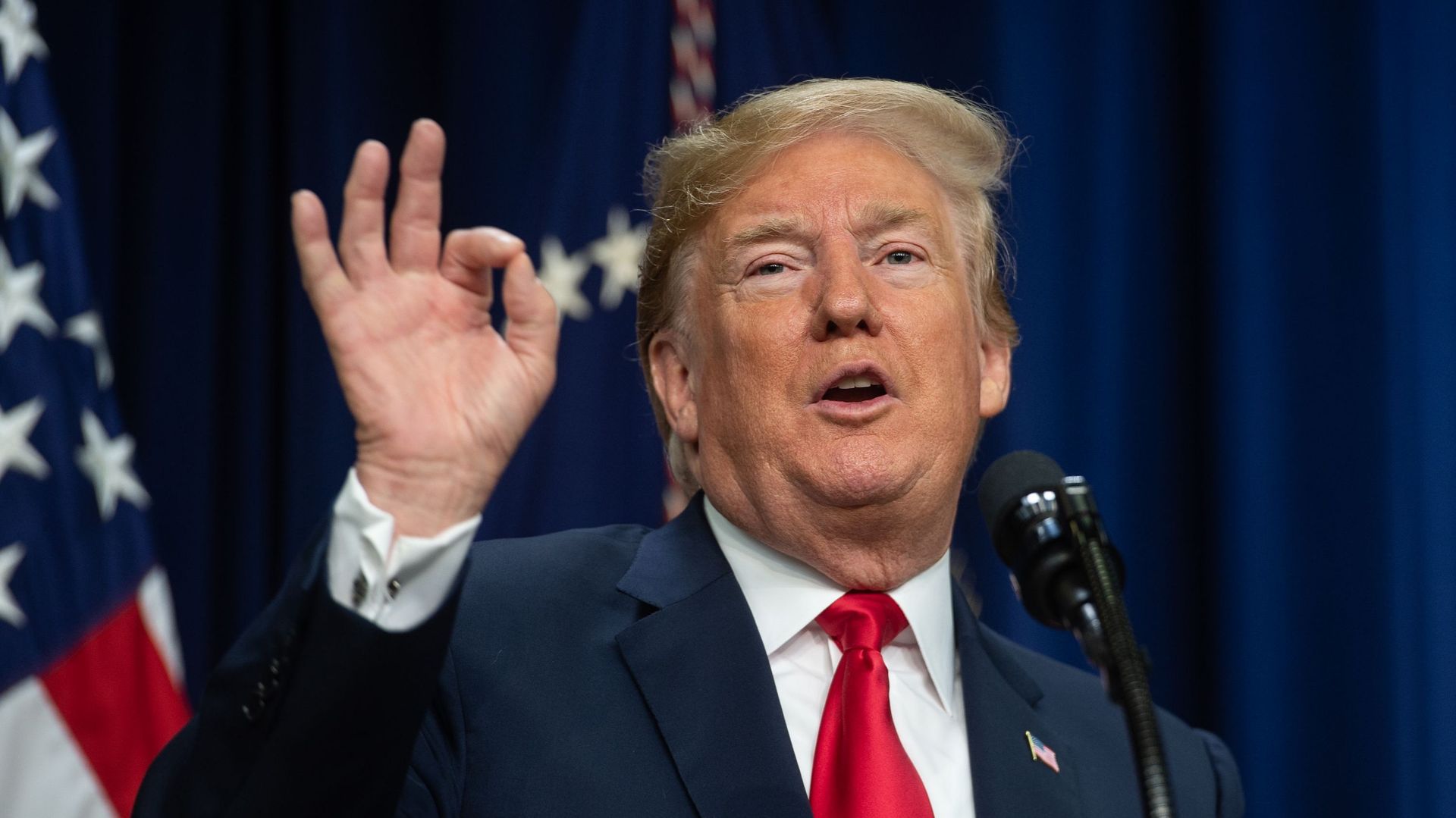 analyse de l'effondrement de la popularité de trump et les craintes face à une vague démocrate lors des prochaines élections.