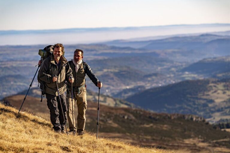 découvrez les défis et les limites méconnues de la conduite autonome tesla, entre avancées technologiques et zones d'ombre.