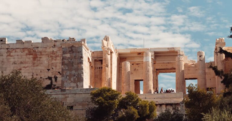 découvrez les stratégies d'investissement pour 2026, avec un focus sur le bitcoin et ses enjeux multiples pour maximiser vos gains dans un marché en évolution.