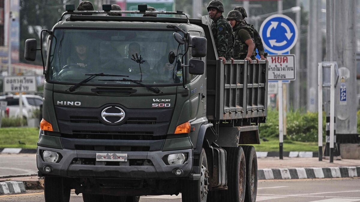 découvrez les dernières évolutions des tensions entre le cambodge et la thaïlande, où le cessez-le-feu est aujourd'hui menacé, impactant la stabilité régionale.
