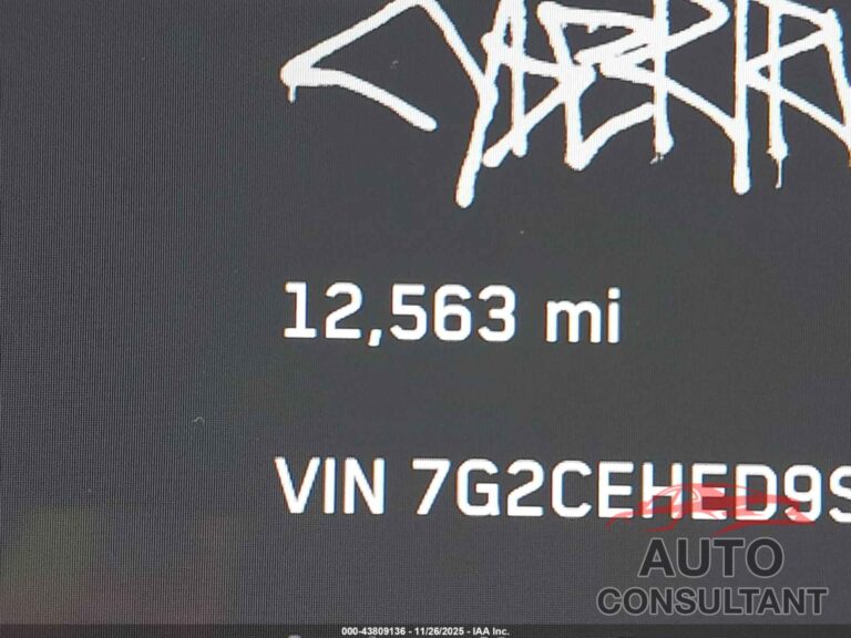 découvrez pourquoi la sécurité entre tesla et motos semble impossible à garantir, et les risques associés à leur coexistence sur la route.