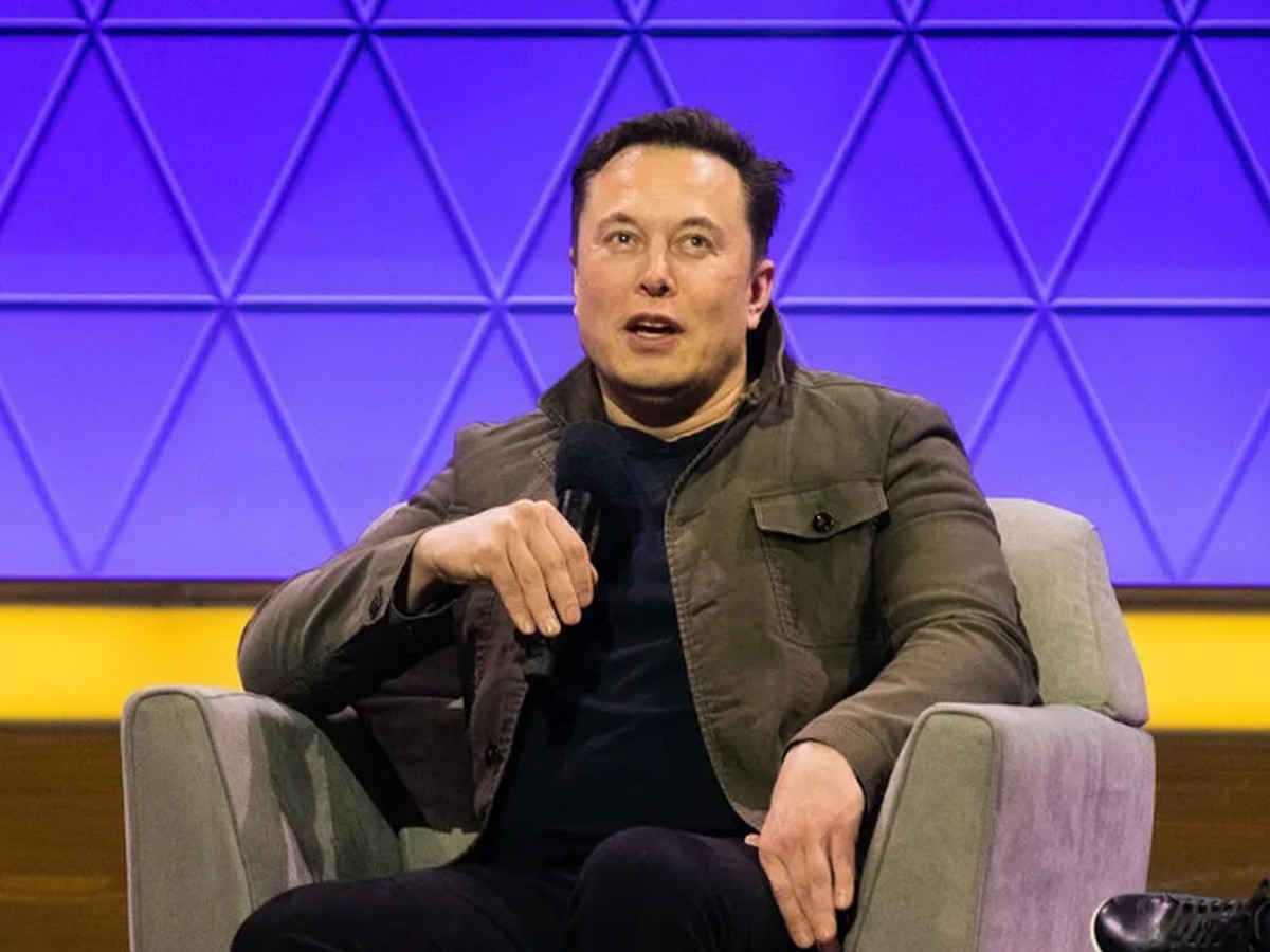 découvrez comment elon musk envisage un revenu universel infini grâce aux avancées de l'intelligence artificielle, une révolution pour l'économie et la société.