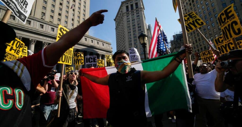 découvrez comment certaines entreprises ont prospéré grâce à la politique migratoire de trump, explorant les impacts économiques et sociaux.