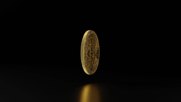 découvrez l'analyse approfondie de la rotation sectorielle imminente entre l'or, l'argent et le bitcoin, et préparez votre portefeuille pour les opportunités à venir.