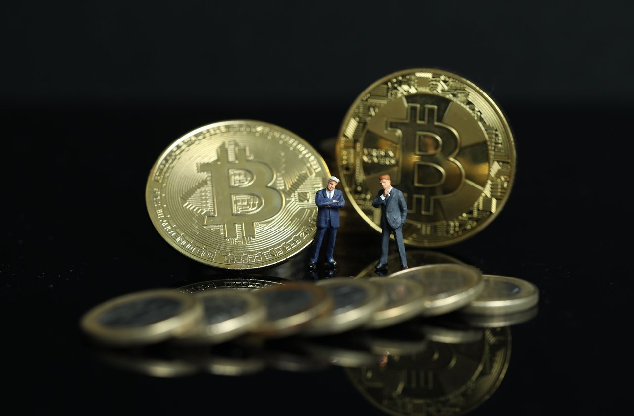 découvrez l'incroyable histoire de la récupération de 253 millions d'euros en bitcoins après 15 ans, un exploit exceptionnel dans le monde de la cryptomonnaie.