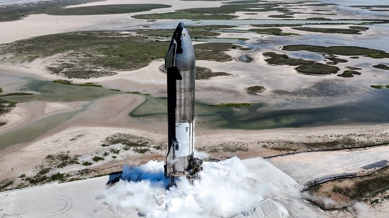 spacex prépare une mission historique sur mars prévue pour 2026, visant à révolutionner l'exploration spatiale et ouvrir la voie à la colonisation de la planète rouge.