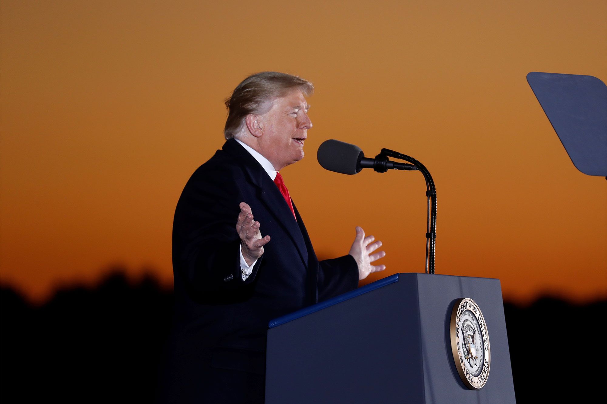 analyse des actions de trump qui freinent les progrès climatiques attendus pour 2026 et leurs conséquences sur les politiques environnementales.