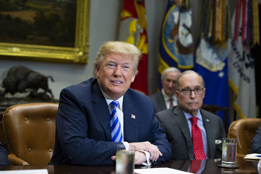 découvrez comment trump planifie la suppression des régulations climatiques aux états-unis et les impacts potentiels sur l'environnement et la politique énergétique.