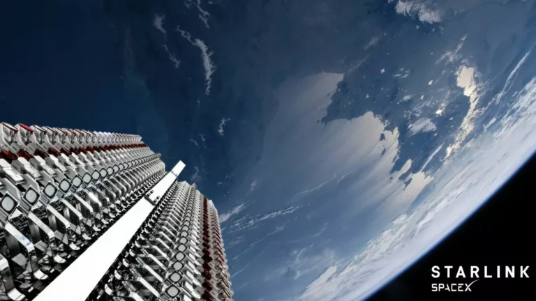 varsovie demande à elon musk de suspendre le service starlink pour l'armée russe afin de limiter ses capacités militaires.