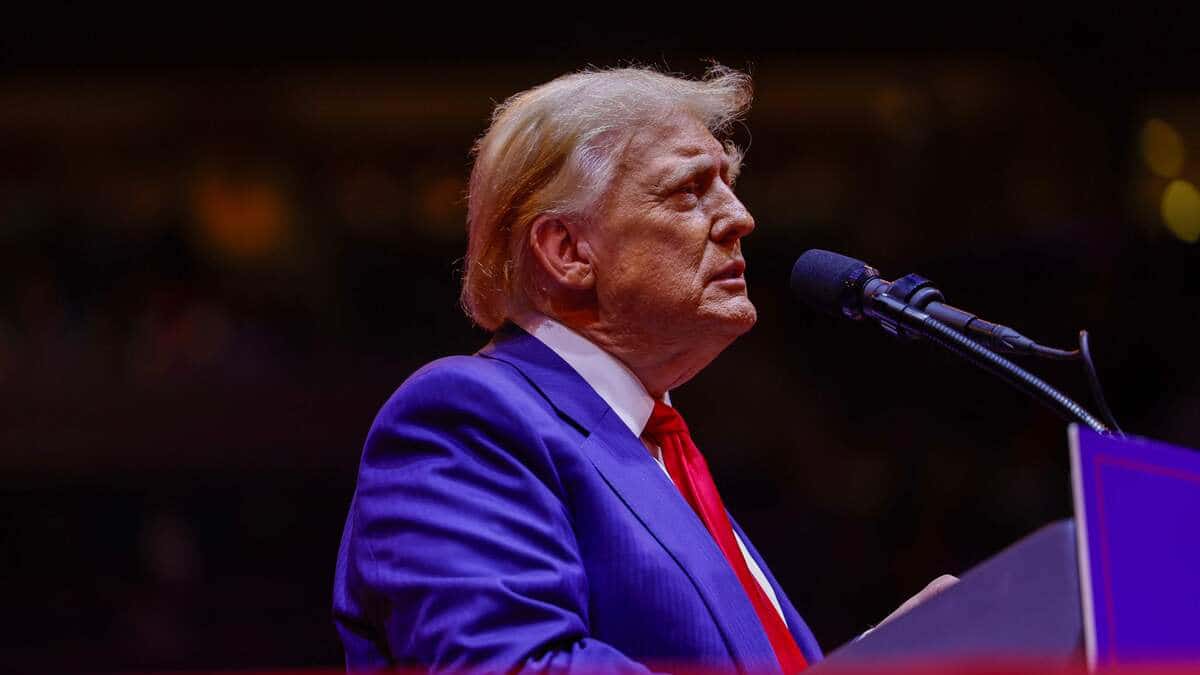 découvrez pourquoi trump s’ennuie lors des séances du conseil des ministres et les réactions que cela suscite.