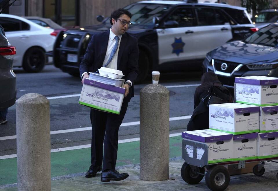 découvrez les détails de l'accusation de sabotage contre elon musk et la lourde amende d'un milliard qui lui est infligée. toutes les informations à jour sur cette affaire spectaculaire.