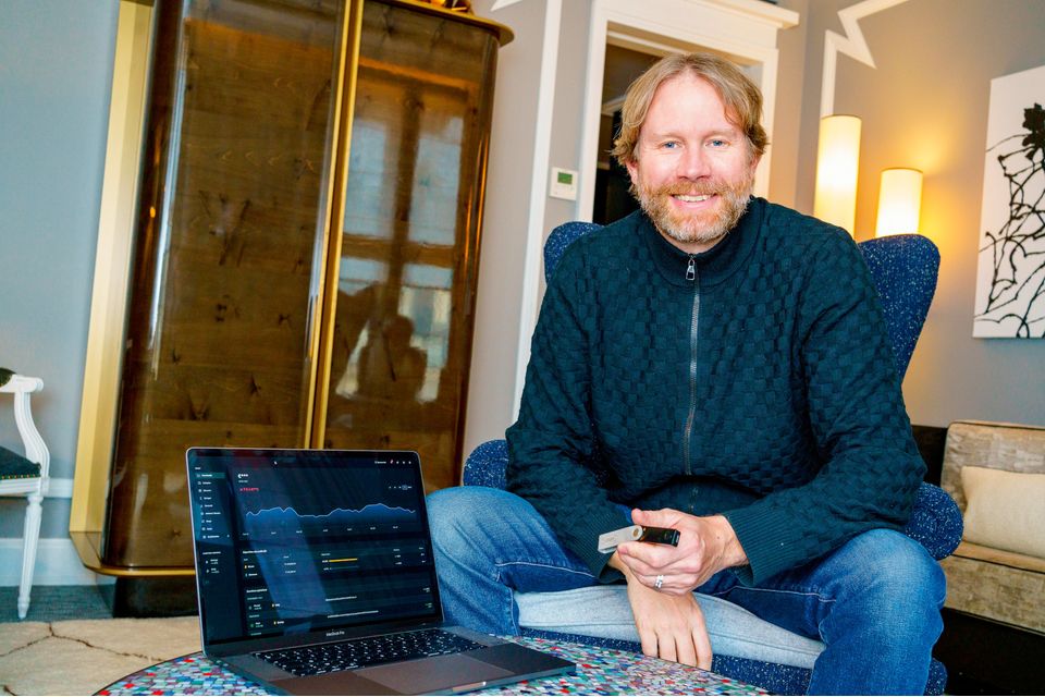 découvrez éric larchevêque, pionnier français du bitcoin et voix influente de la droite numérique, engagé dans l'innovation et la technologie blockchain.