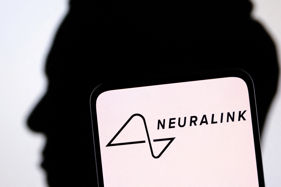 découvrez si la chine prend de l'avance sur neuralink dans le domaine des implants cérébraux, en explorant les avancées technologiques et les enjeux de ces innovations révolutionnaires.