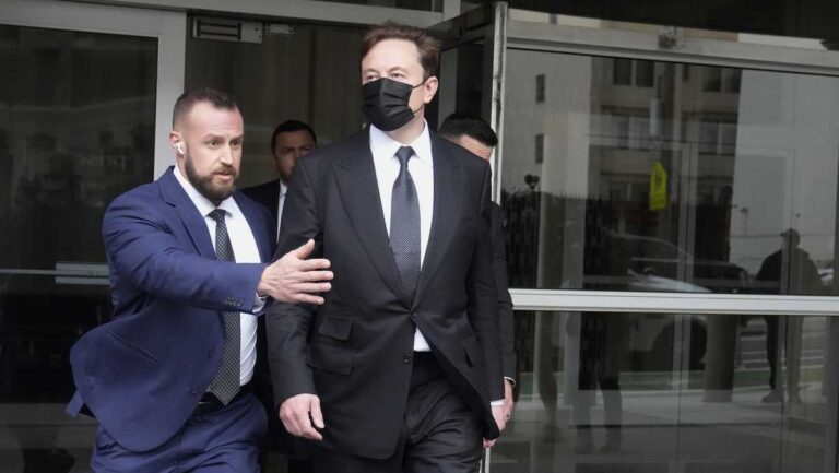 découvrez pourquoi elon musk a ignoré une convocation de la justice française et les conséquences de cette décision.