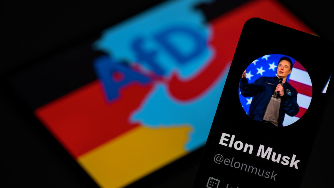 découvrez pourquoi elon musk soutient le revenu universel et comment cette idée pourrait transformer l'économie mondiale.